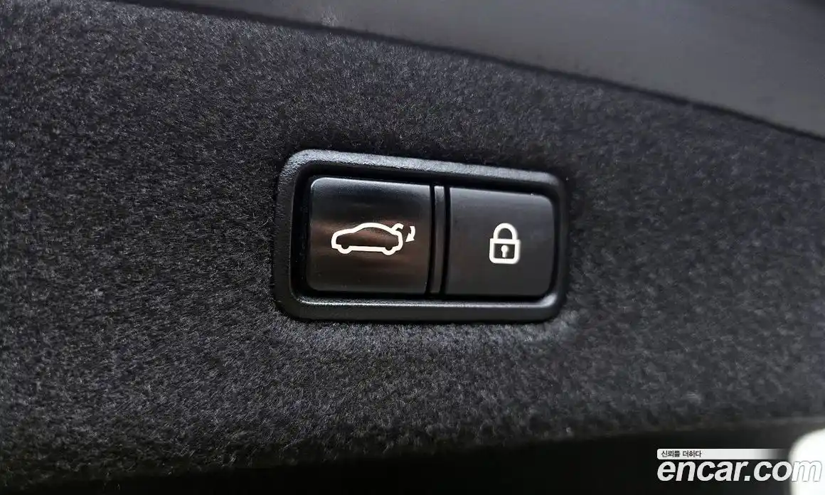 Genesis EQ900 2016 5.0 Автомат в Москве № 57309, фото 18