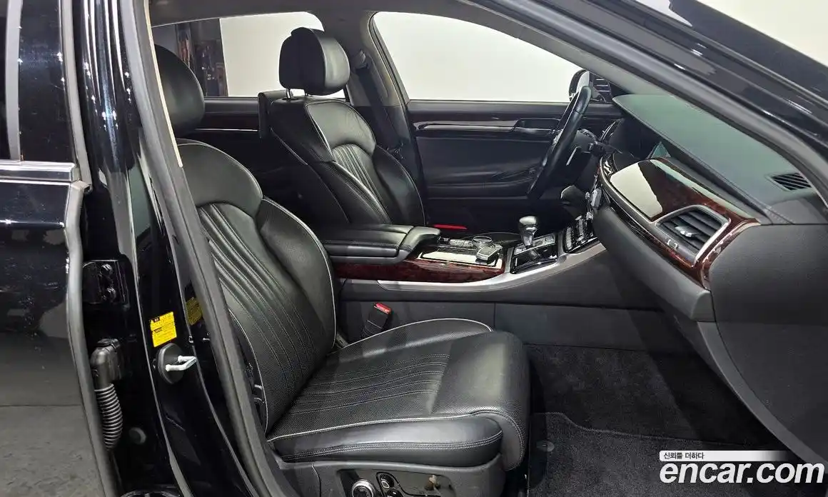 Genesis EQ900 2016 5.0 Автомат в Москве № 57309, фото 10