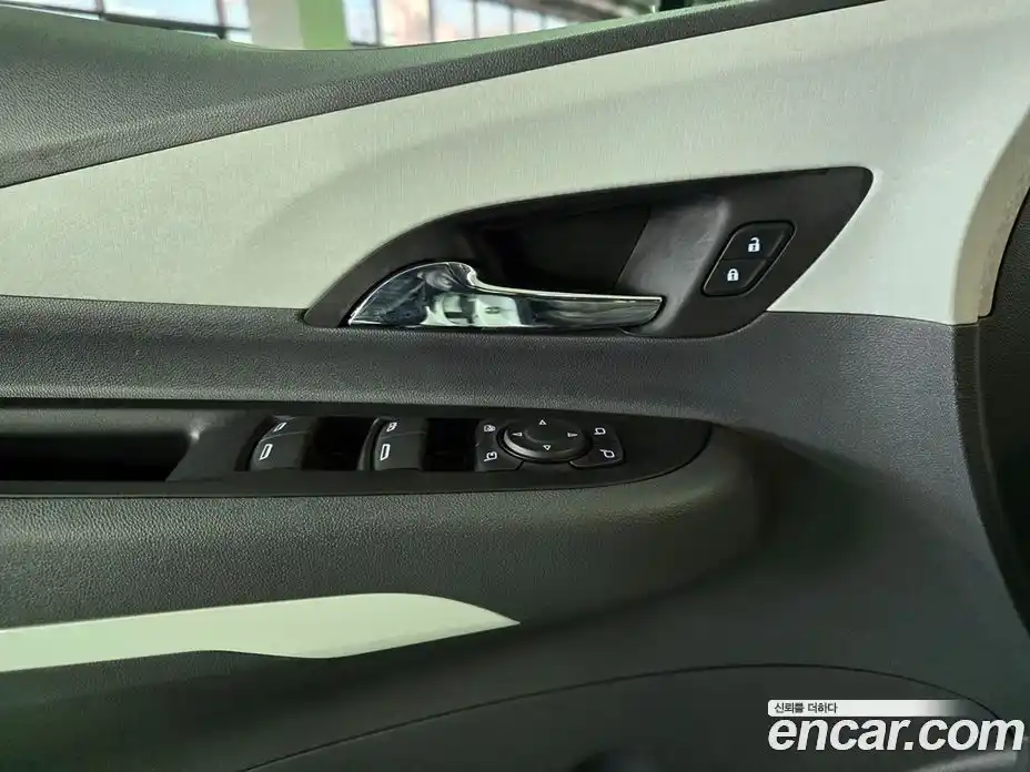 Chevrolet Bolt EV 2021 0.2 Автомат в Москве № 640951, фото 11