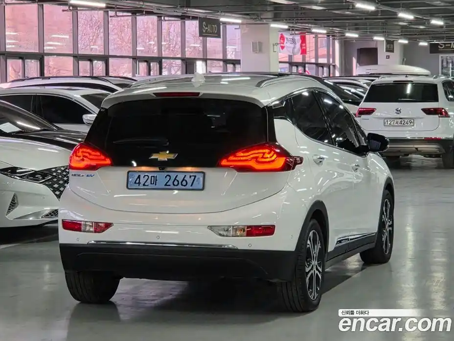 Chevrolet Bolt EV 2021 0.2 Автомат в Москве № 640951, фото 4