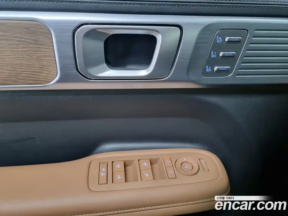 Hyundai Santa Fe 2025 1.6 Автомат в Москве № 641190, фото 16