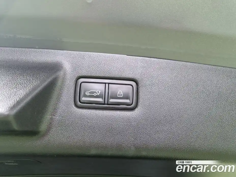 Hyundai Santa Fe 2025 1.6 Автомат в Москве № 641190, фото 20