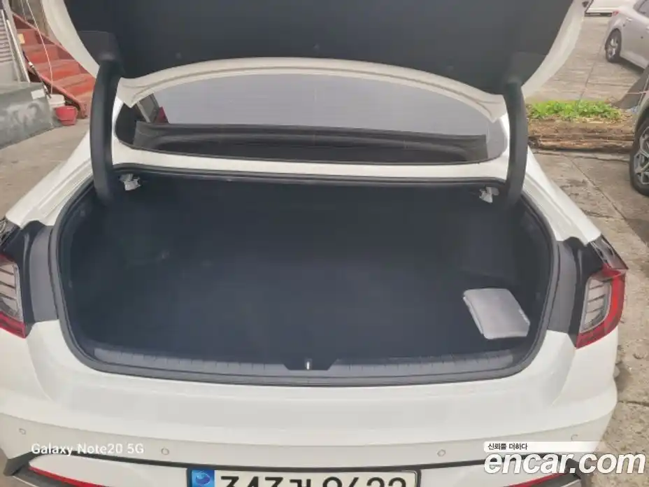 Hyundai Sonata 2023 2.0 Автомат в Москве № 641348, фото 18