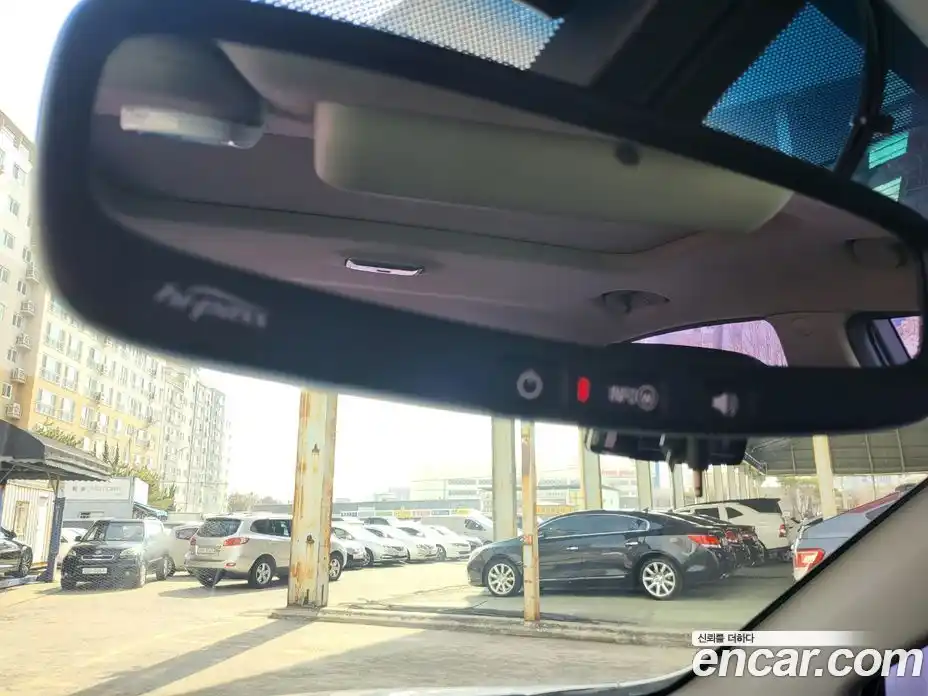 Chevrolet Captiva 2016 2.0 Автомат в Москве № 641376, фото 12