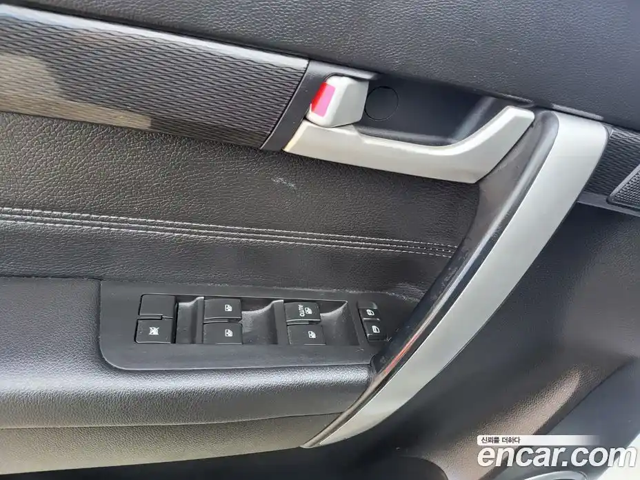 Chevrolet Captiva 2016 2.0 Автомат в Москве № 641376, фото 15