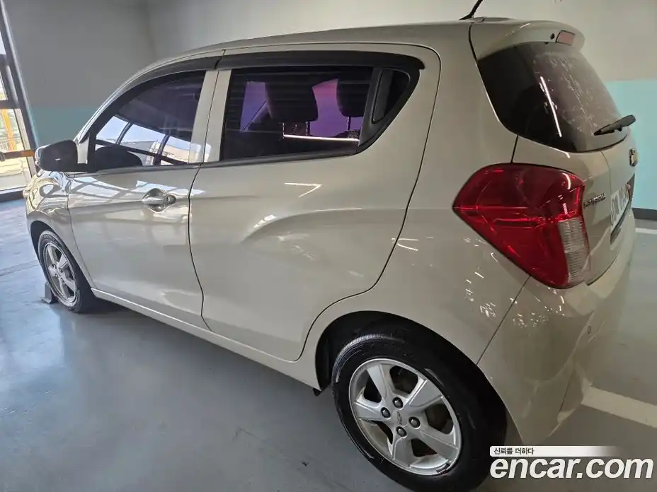 Chevrolet Spark 2016 1.0 Автомат в Москве № 641465, фото 4