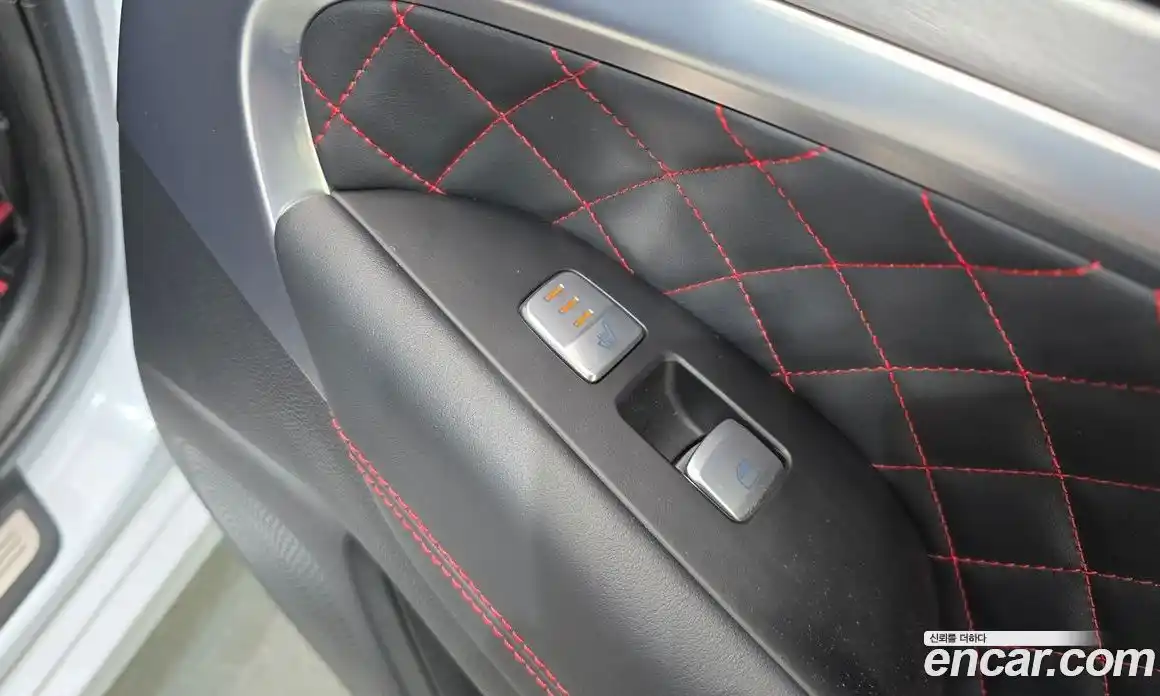 Genesis G70 2018 3.3 Автомат в Москве № 85269, фото 18