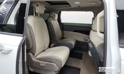 Kia Canival 2024 2.2 Автомат в Москве № 102087, миниатюра 11