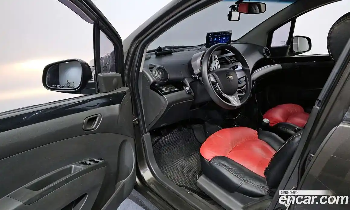 Chevrolet Spark 2012 1.0 Механическая в Москве № 103839, фото 10