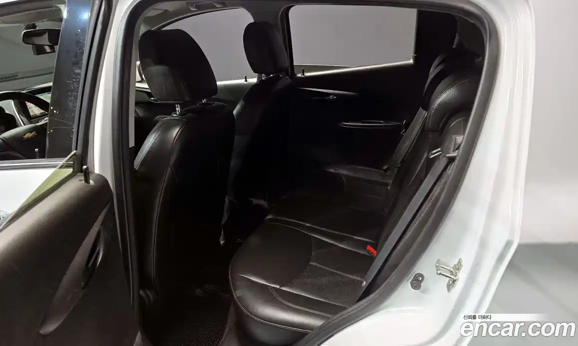 Chevrolet Spark 2016 1.0 Автомат в Москве № 104284, фото 13