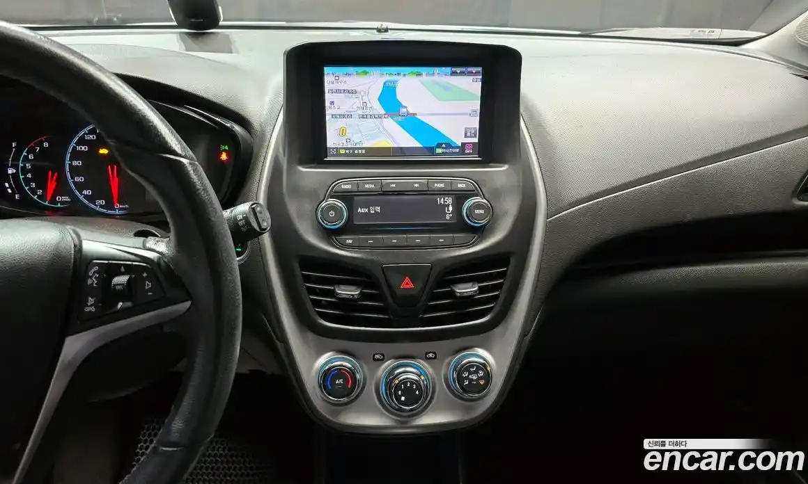 Chevrolet Spark 2016 1.0 Автомат в Москве № 104284, фото 17