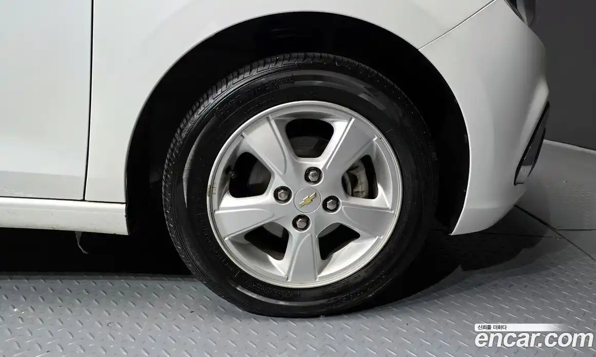 Chevrolet Spark 2016 1.0 Автомат в Москве № 104284, фото 5