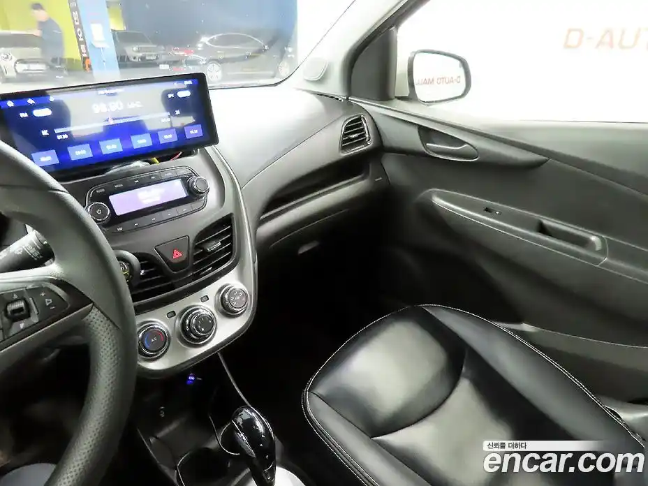 Chevrolet Spark 2016 1.0 Автомат в Москве № 105072, фото 11