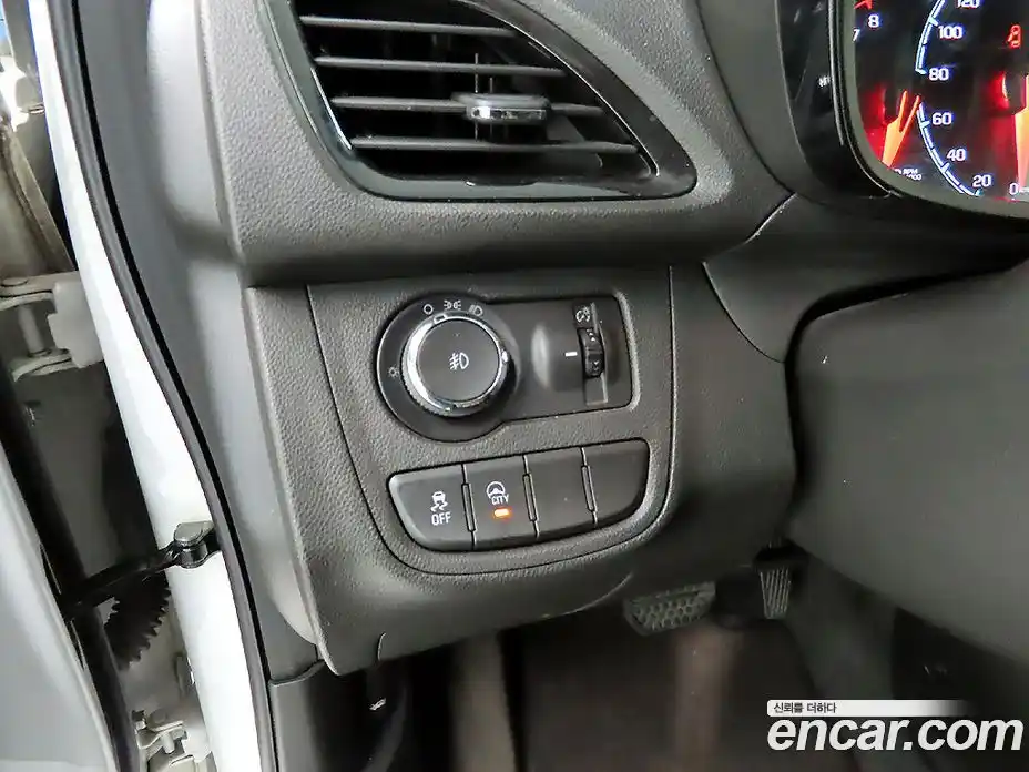 Chevrolet Spark 2016 1.0 Автомат в Москве № 105072, фото 15