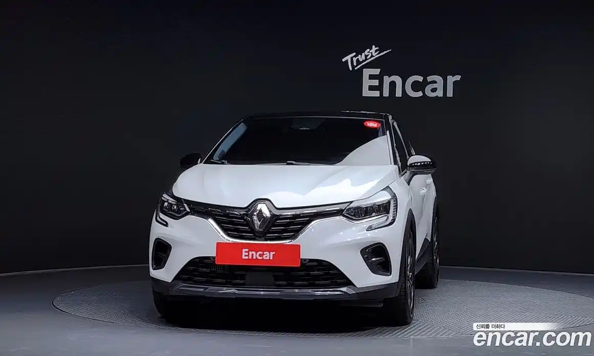 Renault Captur 2020 1.3 Автомат в Москве № 107231, фото 3