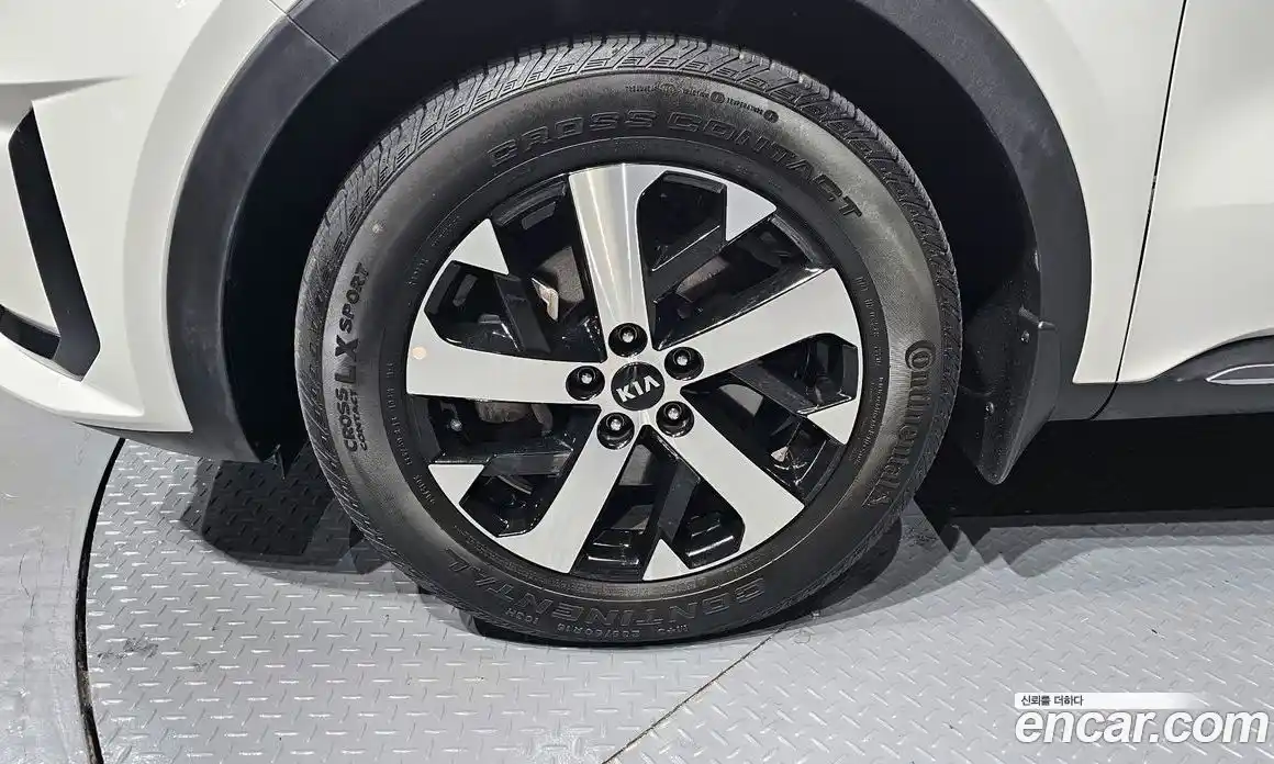 Kia Sorento 2021 2.2 Автомат в Москве № 108198, фото 5