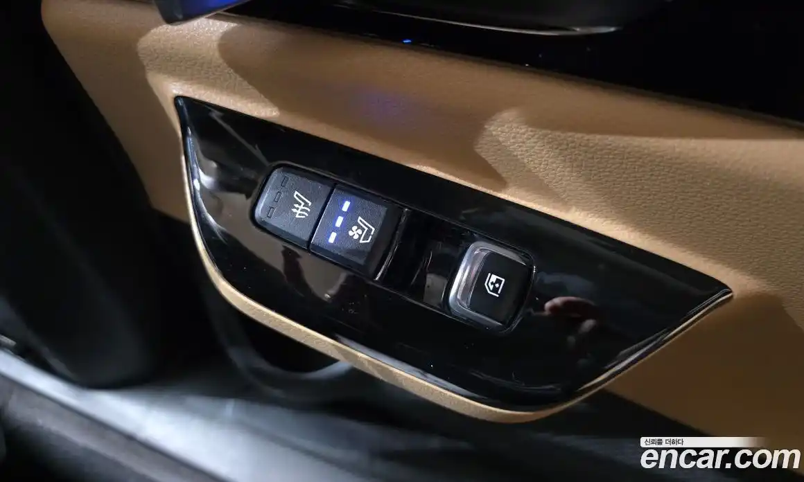 Kia Canival 2022 2.2 Автомат в Москве № 108227, фото 18