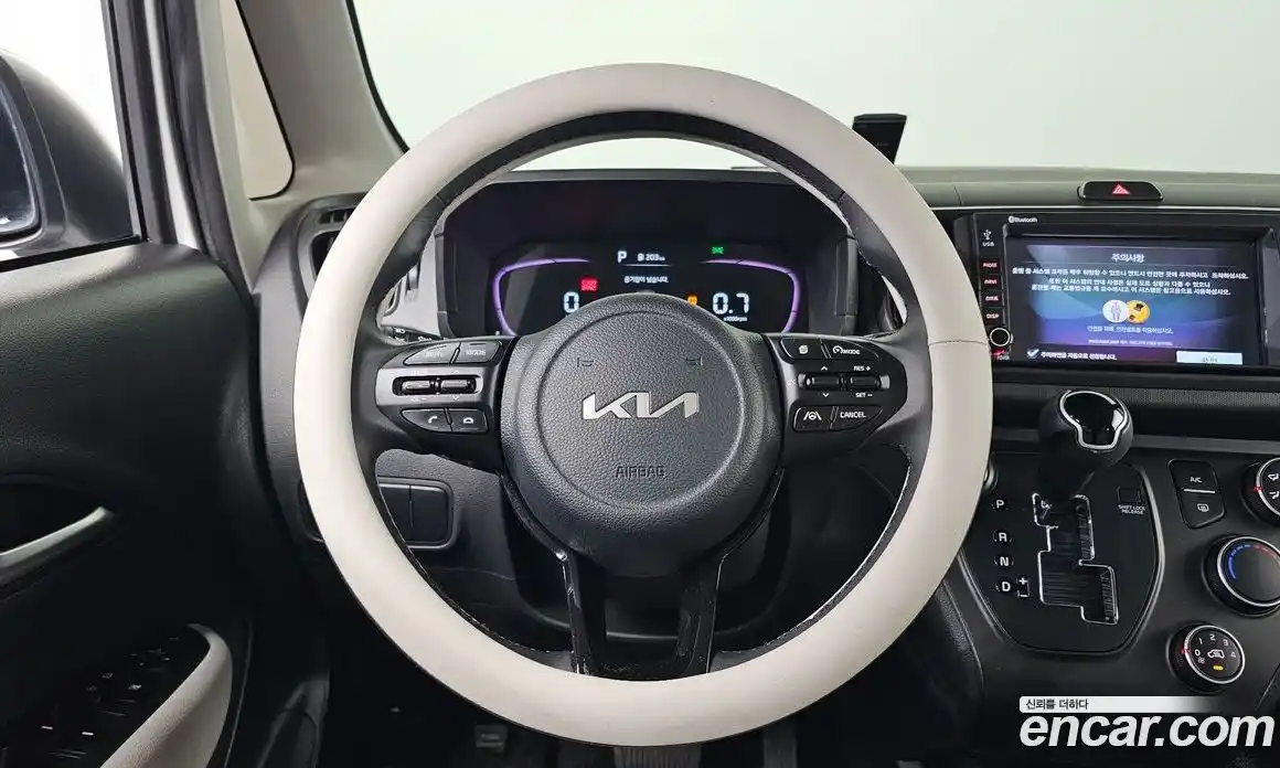 Kia Ray 2023 1.0 Автомат в Москве № 108560, фото 15