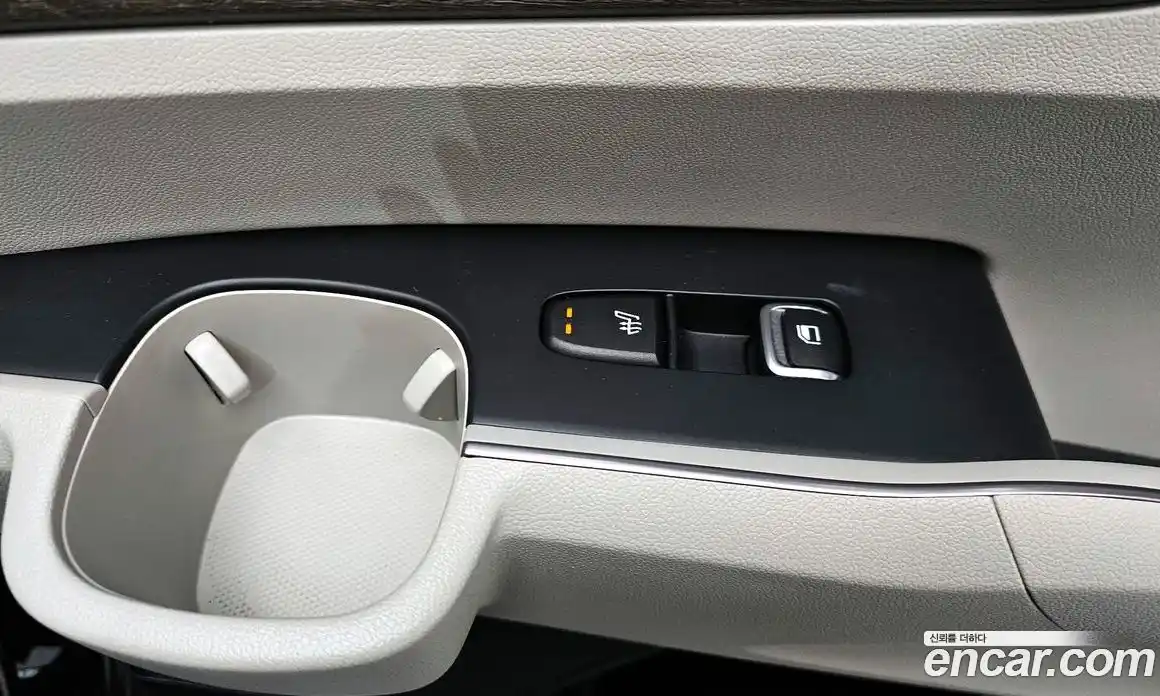 Kia Sorento 2022 1.6 Автомат в Москве № 108650, фото 19