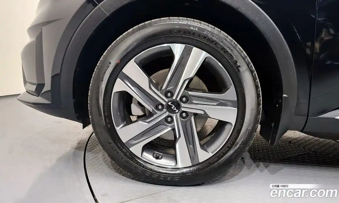 Kia Sorento 2022 1.6 Автомат в Москве № 108650, фото 5