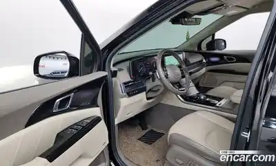 Kia Canival 2023 2.2 Автомат в Москве № 108840, миниатюра 10