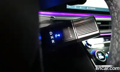 Hyundai Santa Fe 2024 1.6 Автомат в Москве № 109291, миниатюра 9