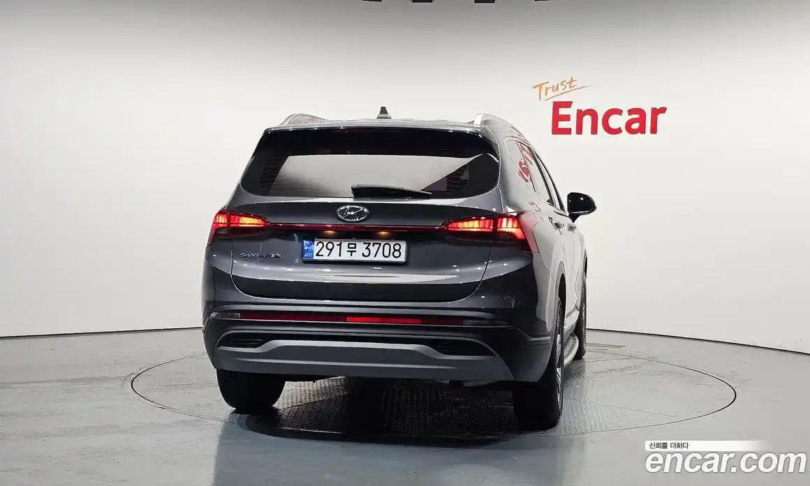 Hyundai Santa Fe 2021 2.2 Автомат в Москве № 109766, фото 4