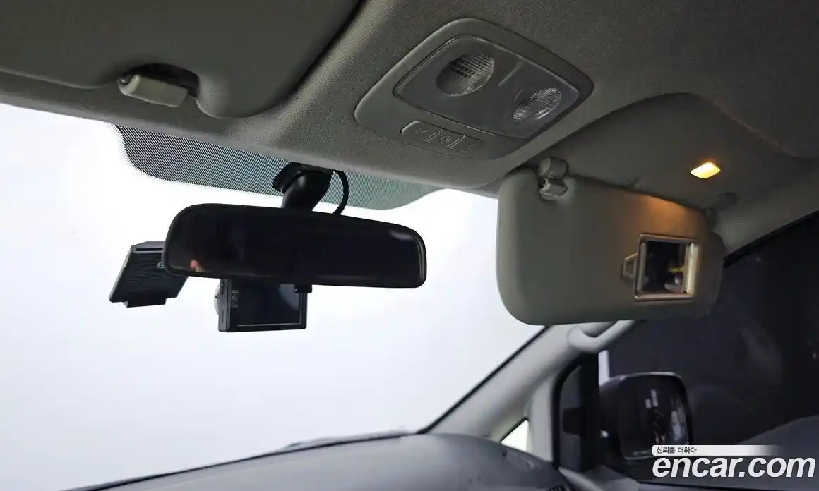 Hyundai Starex 2019 2.5 Автомат в Москве № 112130, фото 16