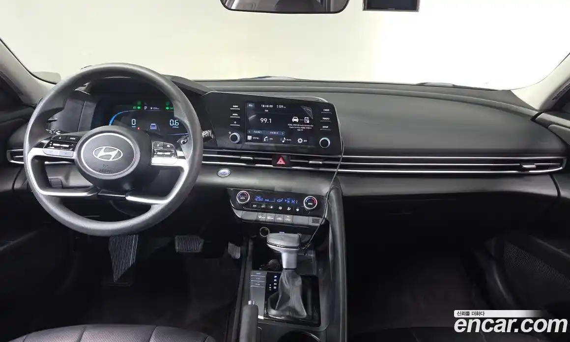 Hyundai Avante 2024 1.6 Автомат в Москве № 113480, фото 7