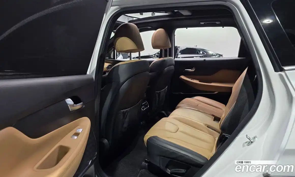 Hyundai Santa Fe 2021 2.5 Автомат в Москве № 113516, фото 12