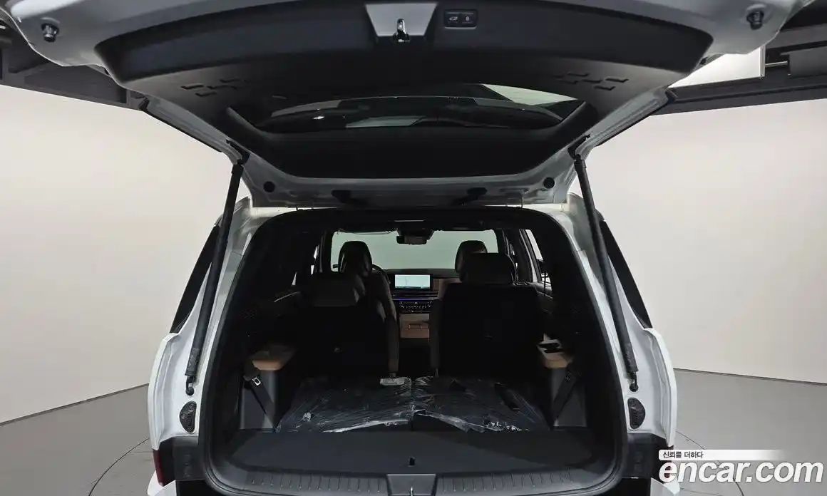 Hyundai Santa Fe 2024 1.6 Автомат в Москве № 113526, фото 20