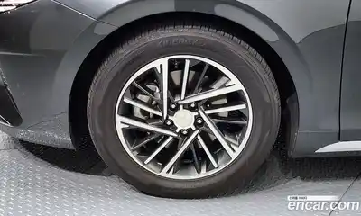 Hyundai Grandeur 2020 2.5 Автомат в Москве № 113555, миниатюра 5