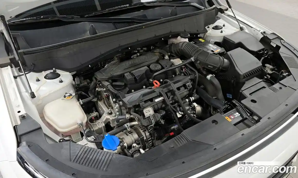 Hyundai Kona 2023 1.6 Автомат в Москве № 113576, фото 6