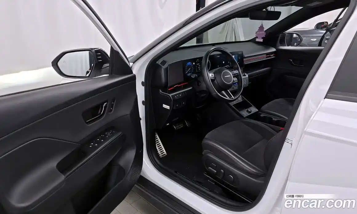 Hyundai Kona 2023 1.6 Автомат в Москве № 113576, фото 10