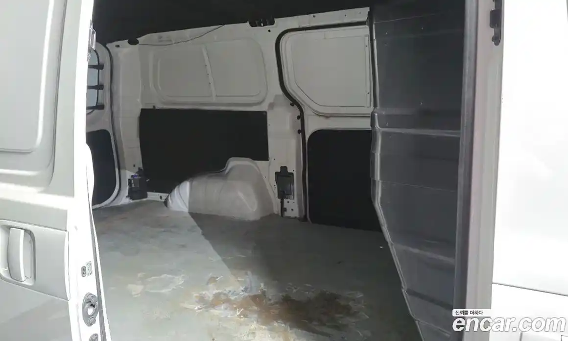 Hyundai Starex 2019 2.5 Автомат в Москве № 113593, фото 12