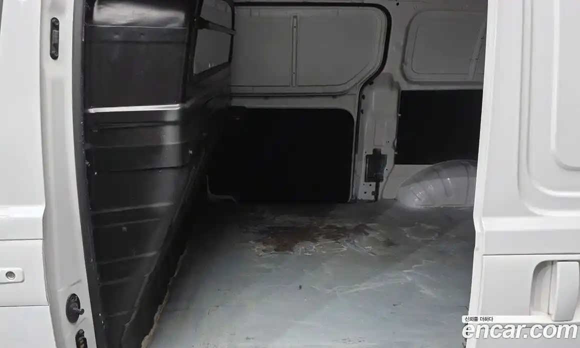 Hyundai Starex 2019 2.5 Автомат в Москве № 113593, фото 13