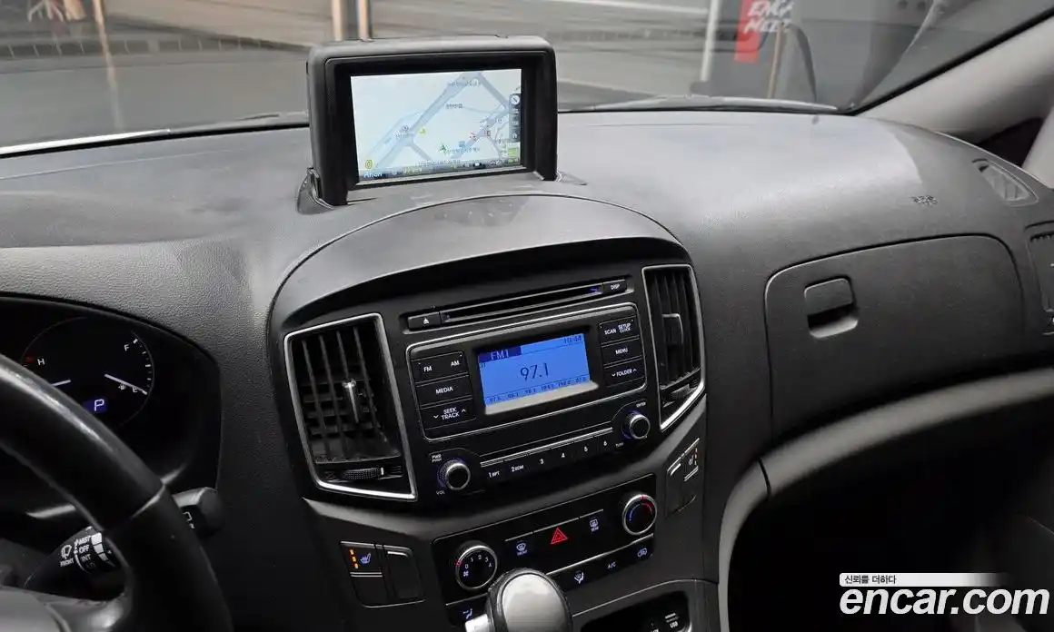 Hyundai Starex 2019 2.5 Автомат в Москве № 113593, фото 15