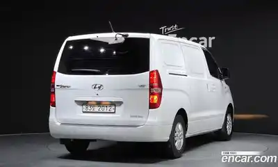 Hyundai Starex 2019 2.5 Автомат в Москве № 113593, миниатюра 2