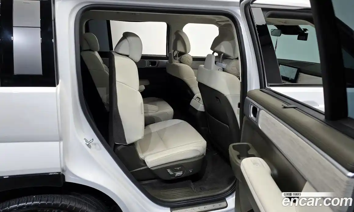 Hyundai Santa Fe 2024 1.6 Автомат в Москве № 113619, фото 12