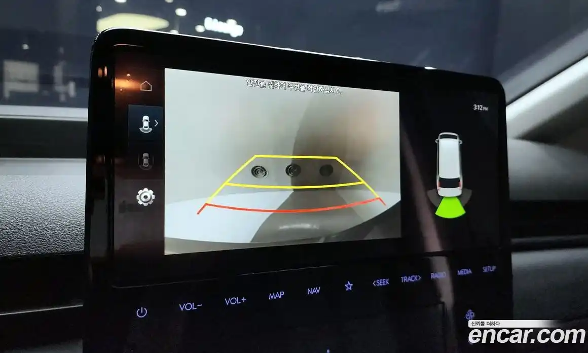 Hyundai Staria 2023 3.5 Автомат в Москве № 113656, фото 15