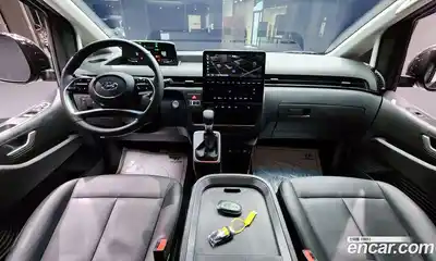 Hyundai Staria 2023 3.5 Автомат в Москве № 113656, миниатюра 7