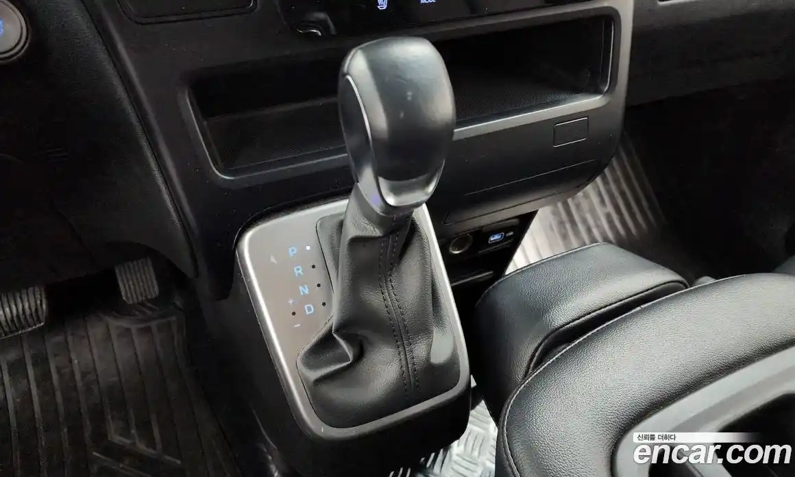 Hyundai Staria 2022 2.2 Автомат в Москве № 11397, фото 9