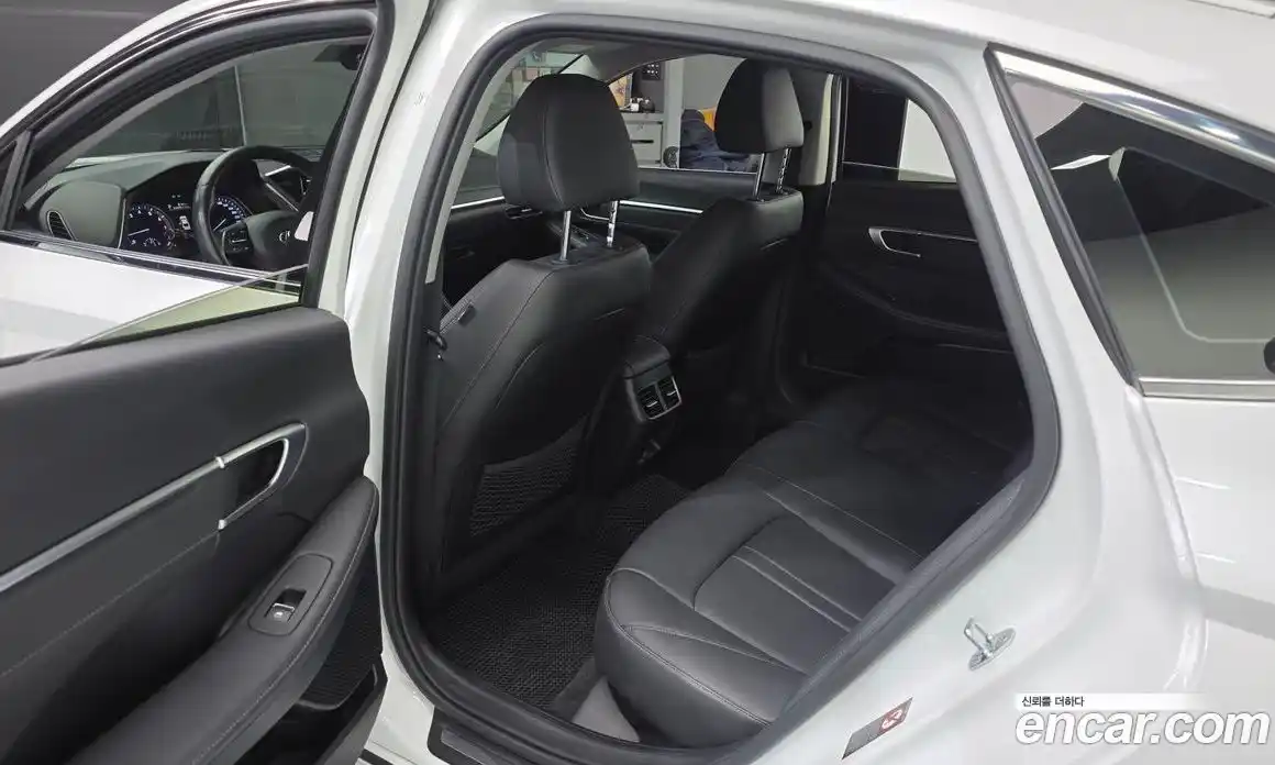 Hyundai Sonata 2022 1.6 Автомат в Москве № 11965, фото 11