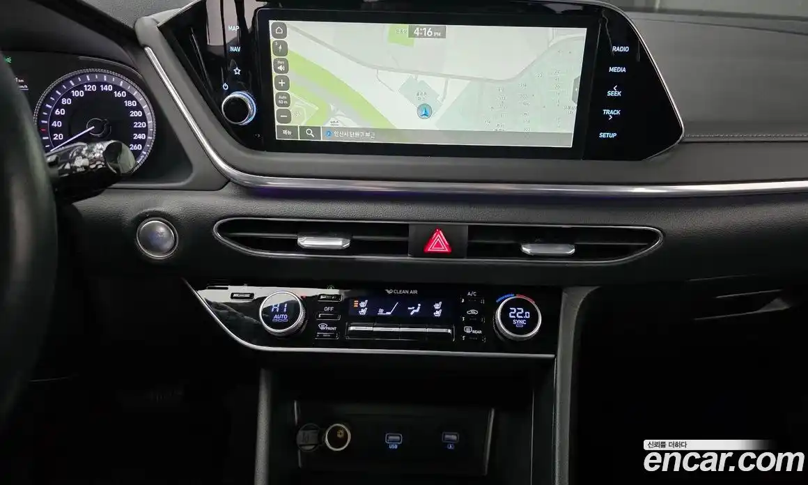 Hyundai Sonata 2022 1.6 Автомат в Москве № 11965, фото 19