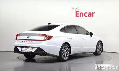 Hyundai Sonata 2022 1.6 Автомат в Москве № 11965, миниатюра 2