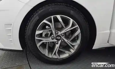 Hyundai Sonata 2022 1.6 Автомат в Москве № 11965, миниатюра 5