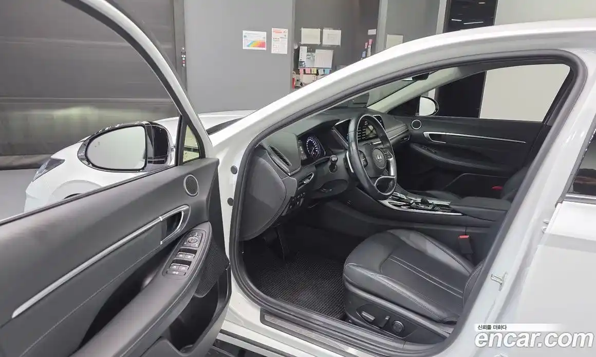 Hyundai Sonata 2022 1.6 Автомат в Москве № 11965, фото 10