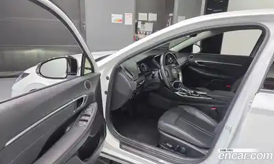 Hyundai Sonata 2022 1.6 Автомат в Москве № 11965, миниатюра 10