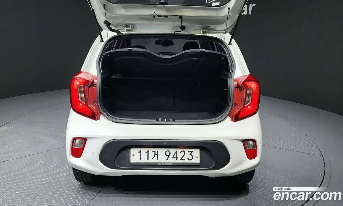 Kia Morning 2018 1.0 Автомат в Москве № 121850, фото 20