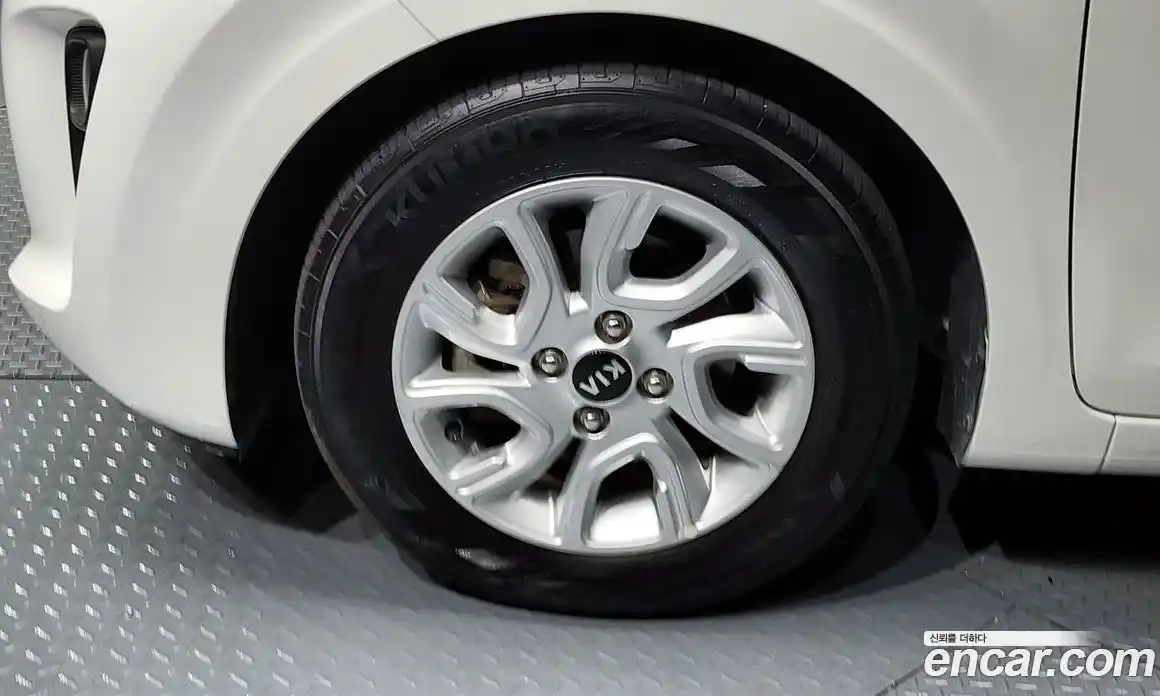 Kia Morning 2018 1.0 Автомат в Москве № 121850, фото 5